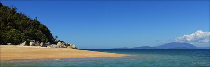 Hudson Island to Hinchinbrook Island - QLD (PBH4 00 14701)